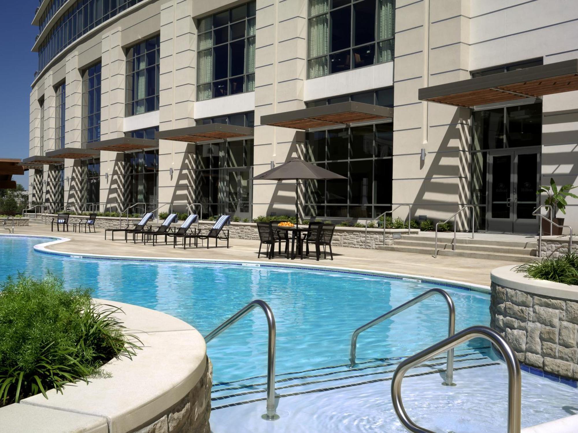 Hilton Branson Convention Center Hotel Buitenkant foto